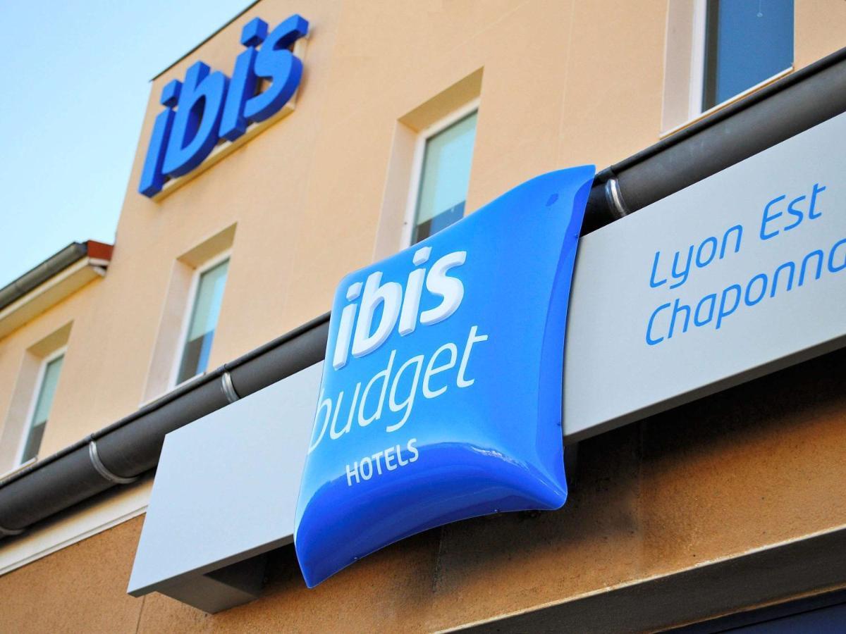 Ibis Budget Lyon Est Chaponnay Exterior photo